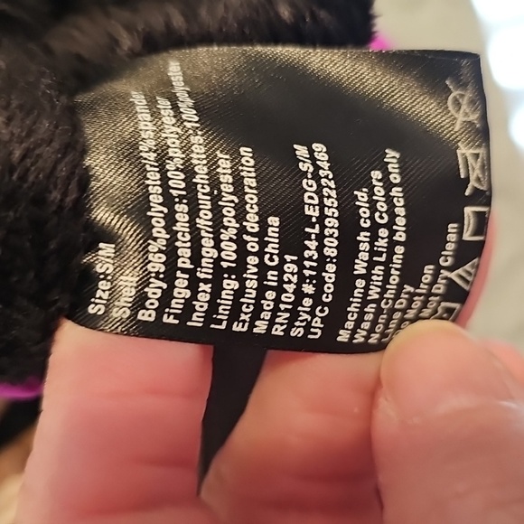 Huntworth Camouflage Gloves with Pink Trim - Picture 6 of 6